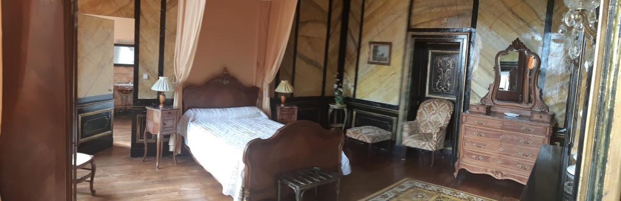 Chateau De Longeville Deux-Chaises Rum bild